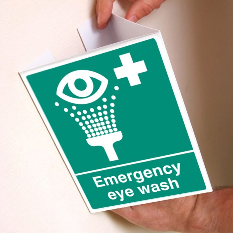 Emergency Eye Wash - Projecting Safety Signs