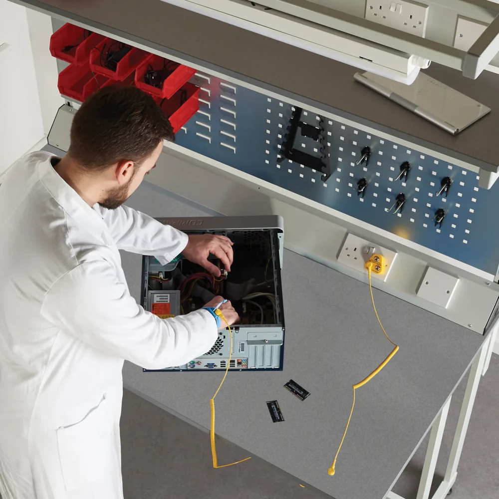 QMP Express Square Tube ESD Workbench