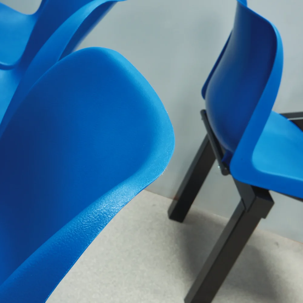QMP Canteen Seating - Table & Chairs
