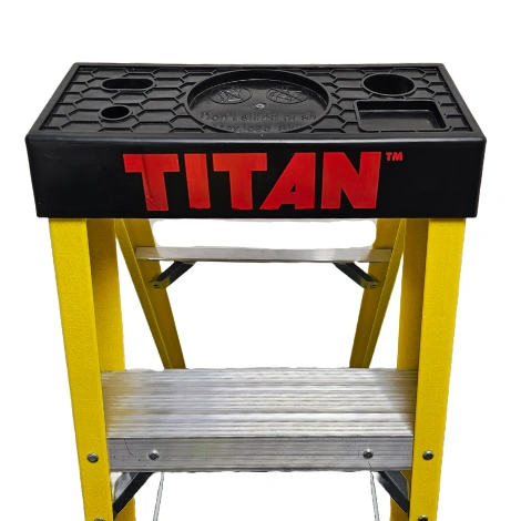 Titan Fibreglass Swingback Step Ladder - Tngfhs Series 4 Titan fibreglass swingback step ladder - tngfhs series