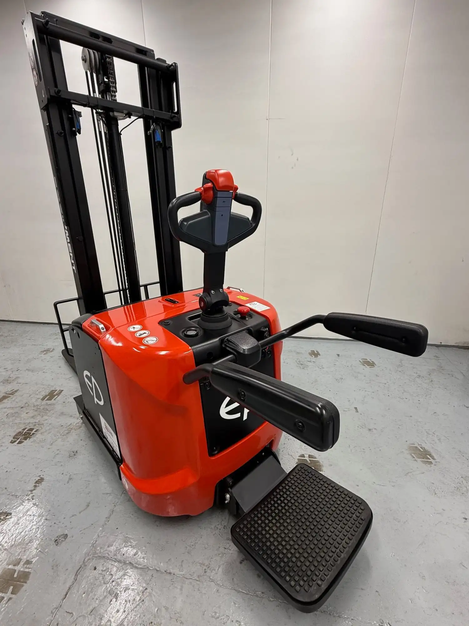 Ep Electric Counterbalanced Pedestrian Stacker - 800Kg 3M Lift With Tilt 6 Ep electric counterbalanced pedestrian stacker - 1200kg 3m lift with tilt