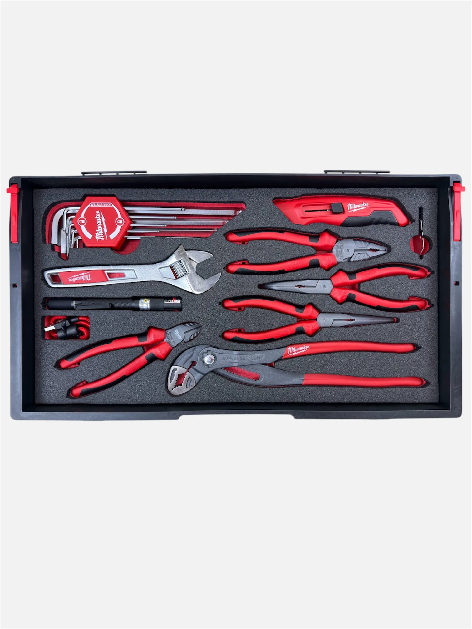 Rbt40Tdr - Milwaukee Level Up Engineer Kit - Metric - Includes 136 Tools 3 Rbt40tdr - milwaukee level up engineer kit - metric - includes 136 tools - image 3